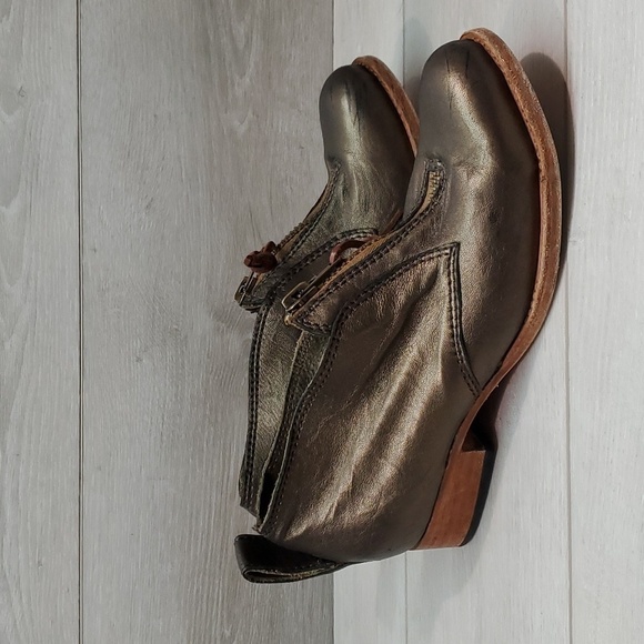 Free People Jim Barnier Womens Boho Leather Moto Heels shoes sz 9.5 USA - Picture 2 of 16